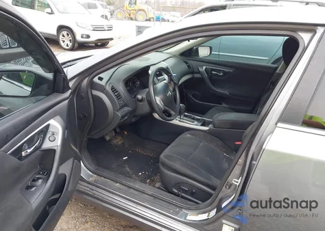 2014 Nissan Altima 2.5 S z USA, uszkodzony, nr VIN 1N4AL3AP3EC428942